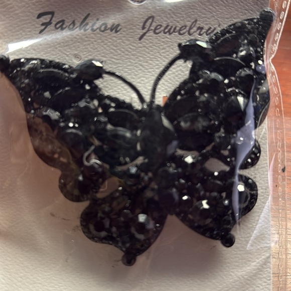 Black Butterfly Pin - Picture 2 of 3